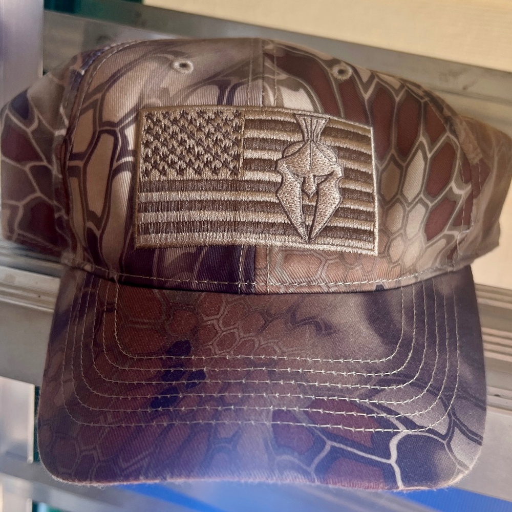 MEN'S KRYPTEK CAMO HUNTING CAP